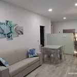 Bilocale Fronte Mare * Giardini-Naxos